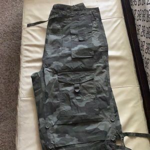 Men’s cargo shorts for sale